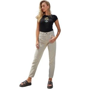 BDG Urban Outfitters Winter Stone Womens Corduroy Mom Pants in Ecru Size 28